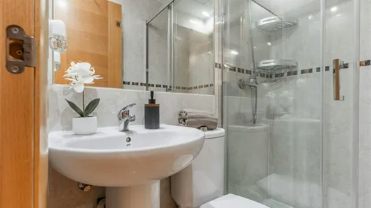 Rooms in Madrid Centro - photo 5