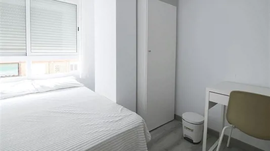 Rooms in Tavernes Blanques - photo 3