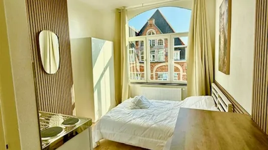 Rooms in Brussels Anderlecht - photo 3