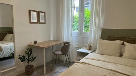 Rooms in Madrid Retiro - photo 2