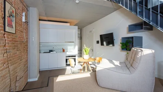 Apartments in Barcelona Eixample - photo 4