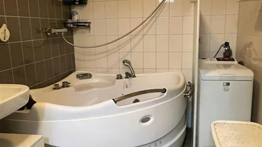 Houses in Groningen - photo 8