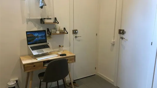 Rooms in Barcelona Eixample - photo 6