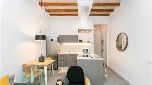 Apartments in Barcelona Eixample - photo 6