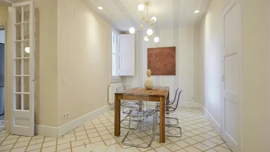 Apartments in Barcelona Eixample - photo 7