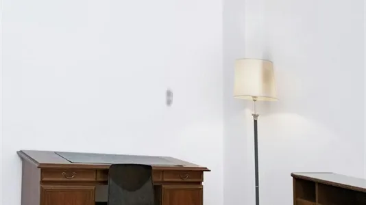 Apartments in Berlin Charlottenburg-Wilmersdorf - photo 4