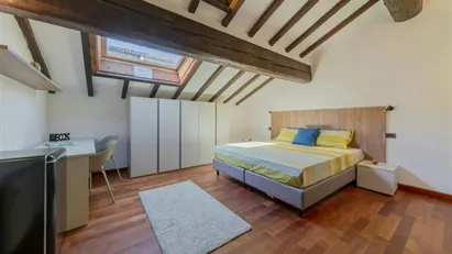 Room for rent in Ferrara, Emilia-Romagna