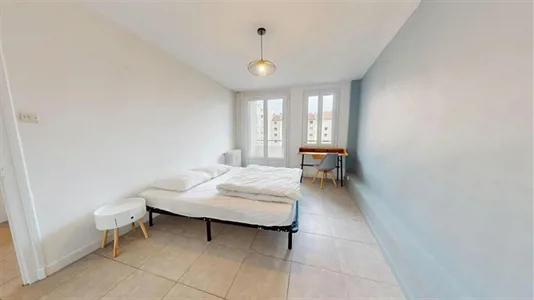 Rooms in Lyon - photo 2