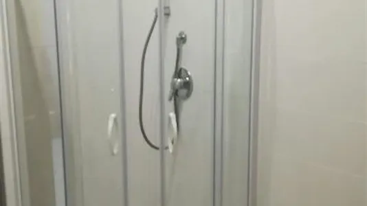 Rooms in Roma Municipio II – Parioli/Nomentano - photo 7