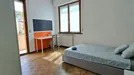 Room for rent, Genoa, Liguria, Via Carlo Dalmazio Minoretti