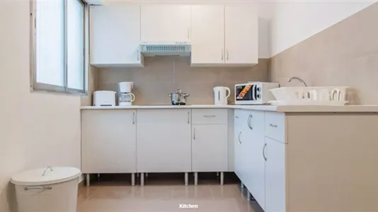 Rooms in Valencia L'Eixample - photo 6