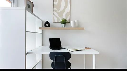 Rooms in Madrid Chamberí - photo 3