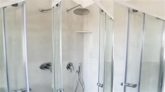 Rooms in Roma Municipio XIV – Monte Mario - photo 8