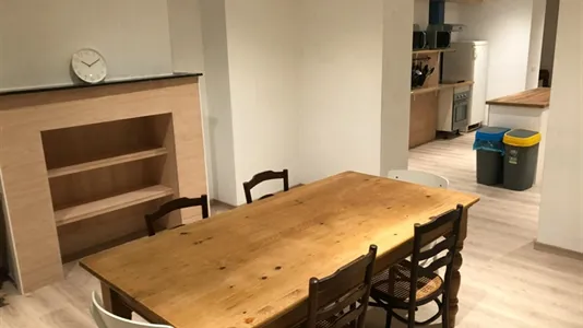 Rooms in Brussels Schaarbeek - photo 9