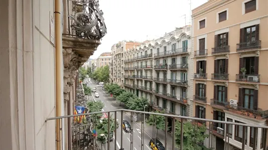 Rooms in Barcelona Eixample - photo 1