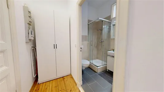 Apartments in Location is not specified - photo 6