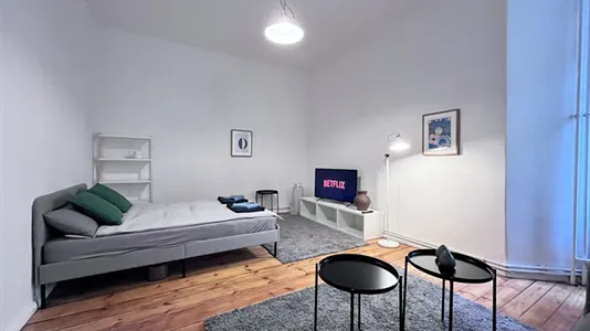 Apartments in Location is not specified - photo 4