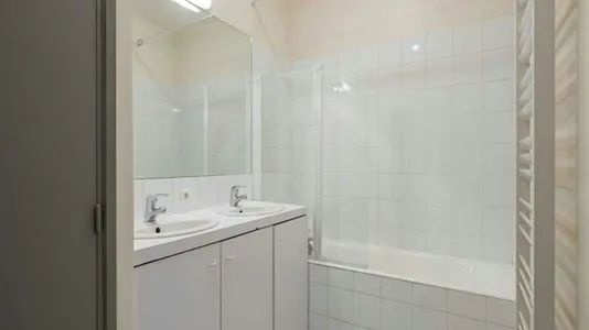 Rooms in Lyon - photo 6