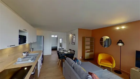 Rooms in Paris 20ème arrondissement - photo 2