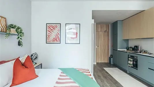 Apartments in Los Bermejales - photo 4