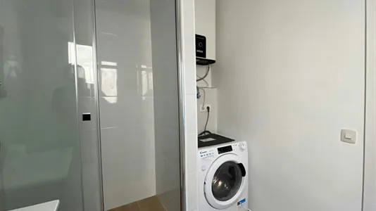 Rooms in L'Hospitalet de Llobregat - photo 7