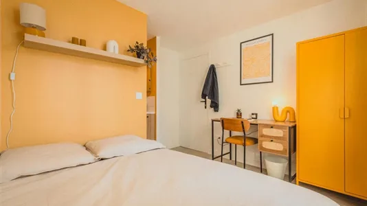 Rooms in Bobigny - photo 3