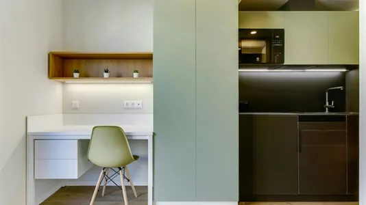 Apartments in L'Hospitalet de Llobregat - photo 2