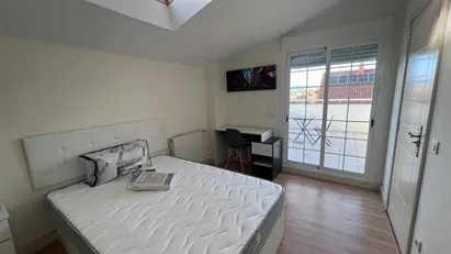 Room for rent in Madrid Fuencarral-El Pardo, Madrid