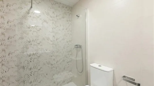 Rooms in Valencia Ciutat Vella - photo 8