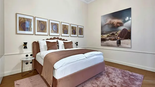 Apartments in Location is not specified - photo 1