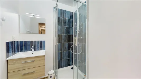 Rooms in Aix-en-Provence - photo 6
