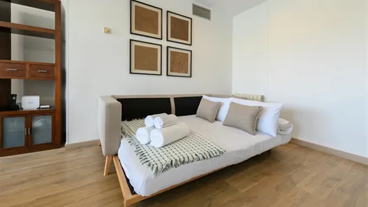 Apartments in Madrid Ciudad Lineal - photo 8