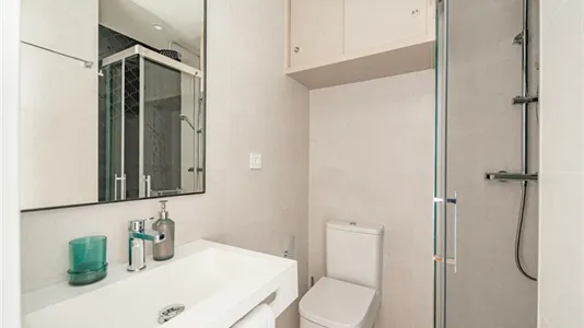 Rooms in Málaga - photo 10