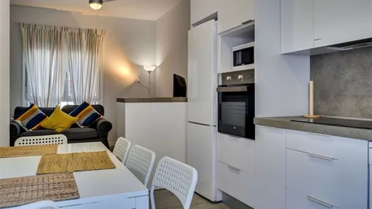 Rooms in Zaragoza - photo 8