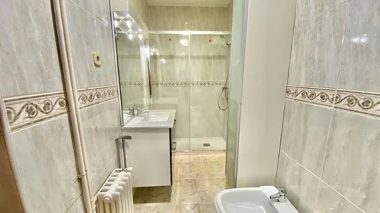 Rooms in Madrid Chamberí - photo 9