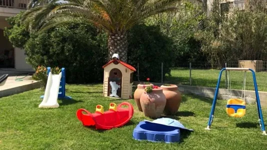 Houses in Loutraki-Agioi Theodoroi - photo 10