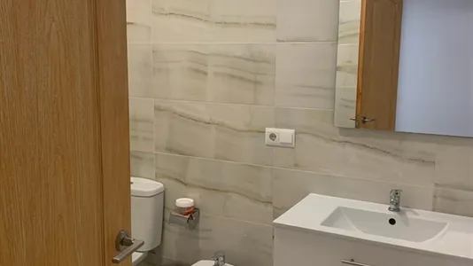 Rooms in Málaga - photo 10