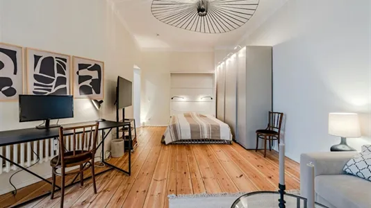 Apartments in Berlin Friedrichshain-Kreuzberg - photo 9