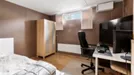Room for rent, Haninge, Stockholm County, &lt;span class=&quot;blurred street&quot; onclick=&quot;ProcessAdRequest(11469587)&quot;&gt;&lt;span class=&quot;hint&quot;&gt;See streetname&lt;/span&gt;[xxxxxxxxxxxxx]&lt;/span&gt;