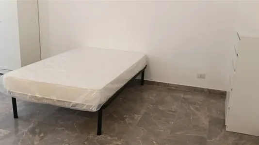 Rooms in Roma Municipio II – Parioli/Nomentano - photo 5