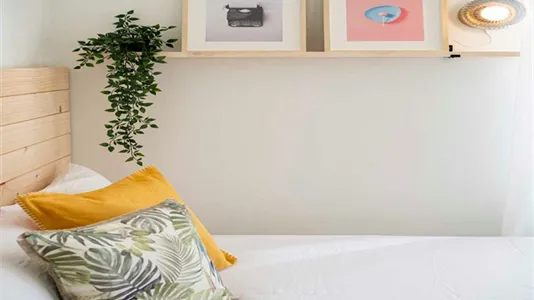 Rooms in Madrid Chamberí - photo 3