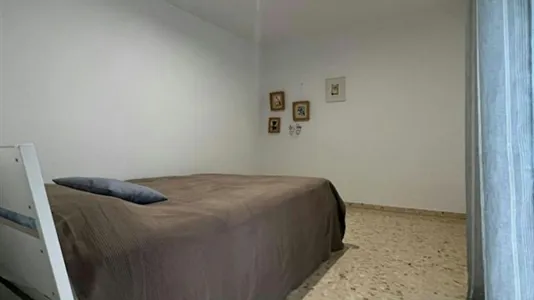 Rooms in Valencia La Zaidía - photo 7