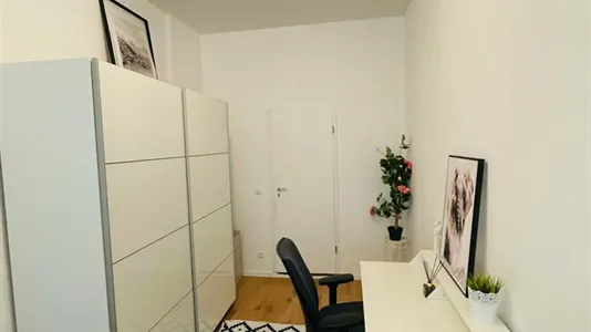 Rooms in Location is not specified - photo 1