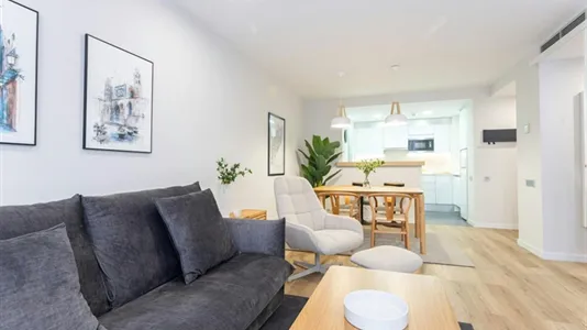 Apartments in Barcelona Ciutat Vella - photo 2