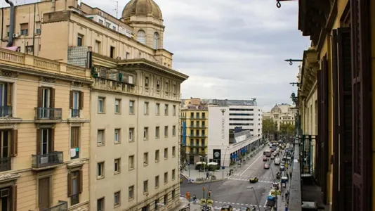 Rooms in Barcelona Ciutat Vella - photo 6
