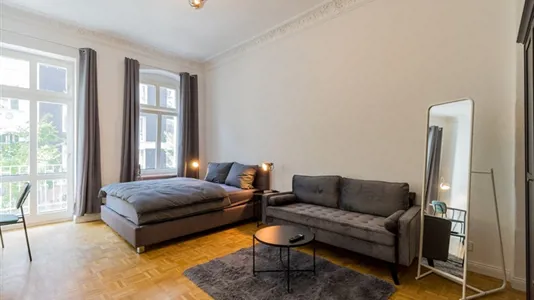 Apartments in Berlin Pankow - photo 2