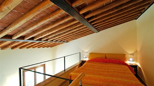 Apartments in Siena - photo 2