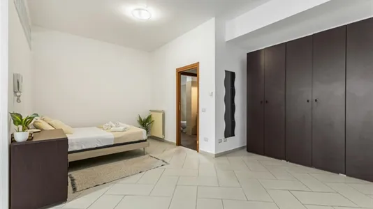 Apartments in Lissone - photo 5