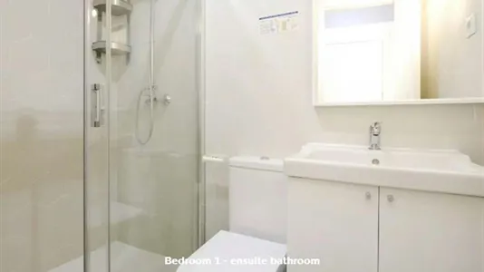 Rooms in Madrid Centro - photo 7