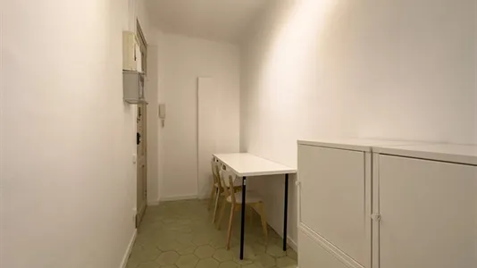 Rooms in Barcelona Eixample - photo 6